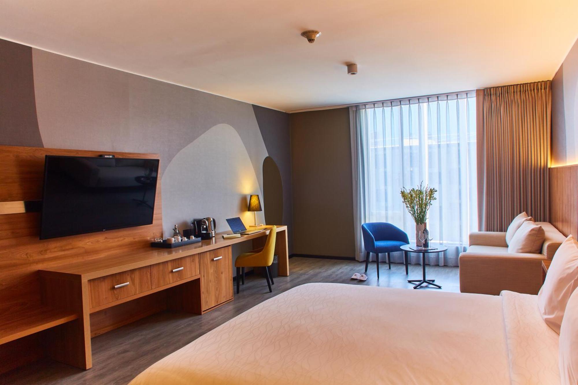 Pullman Lima San Isidro Hotel Room photo
